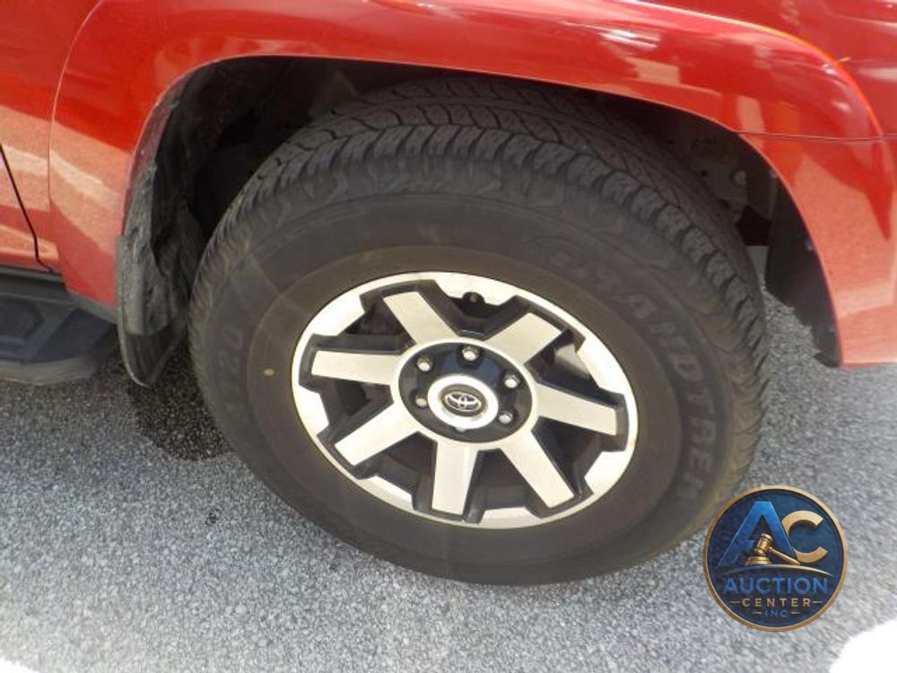 2024 Toyota 4Runner TRD Off Road