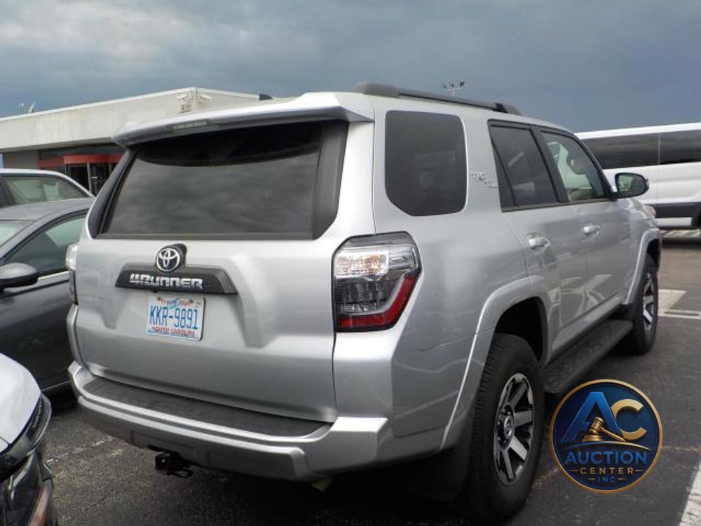 2024 Toyota 4Runner TRD Off Road
