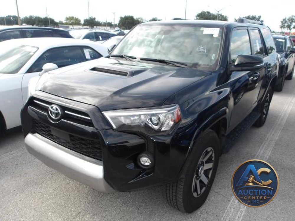 2024 Toyota 4Runner TRD Off Road