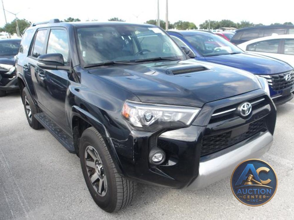 2024 Toyota 4Runner TRD Off Road
