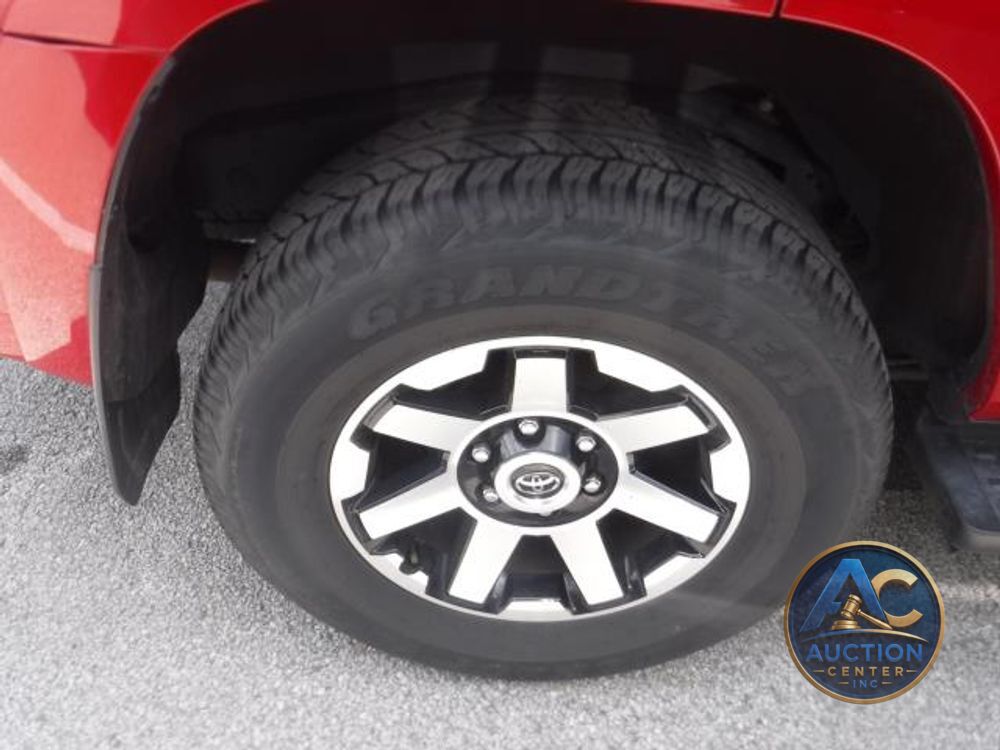 2024 Toyota 4Runner TRD Off Road