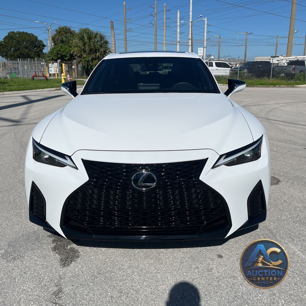 2025 Lexus IS 350 F SPORT Design