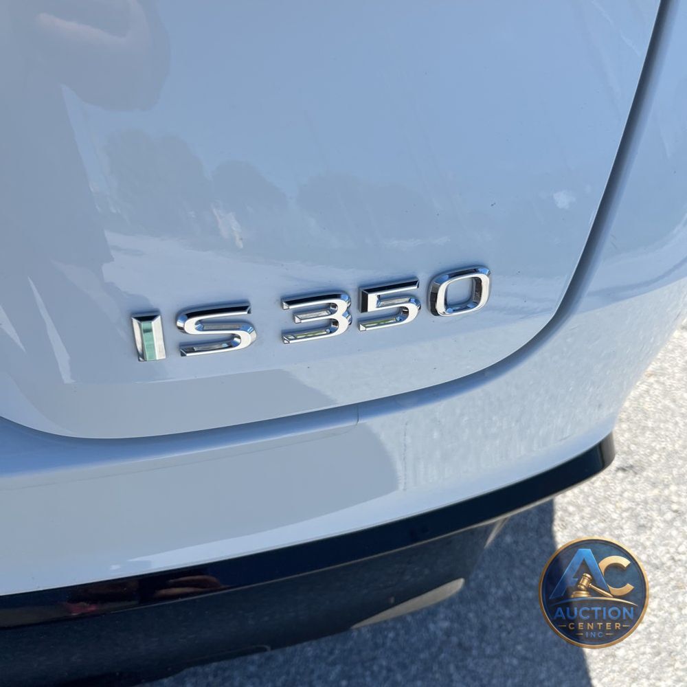 2025 Lexus IS 350 F SPORT Design