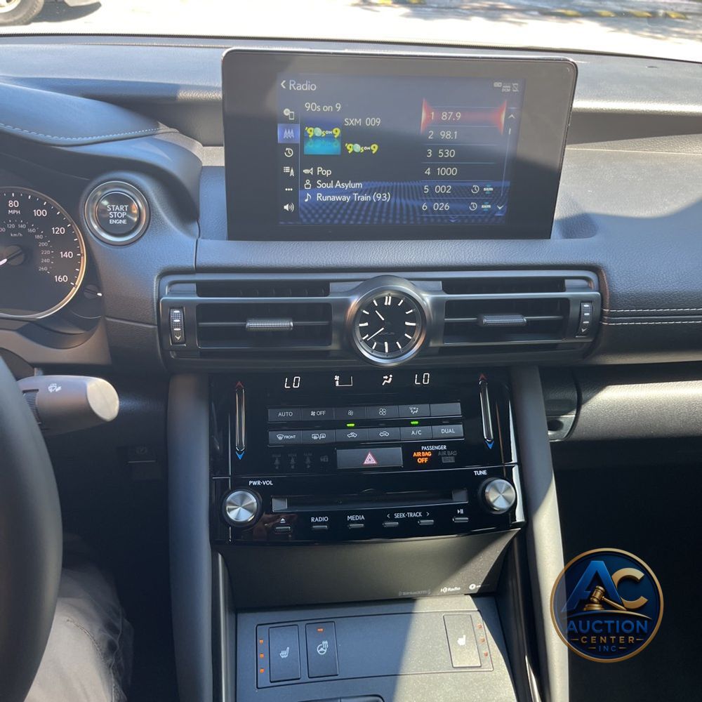 2025 Lexus IS 350 F SPORT Design