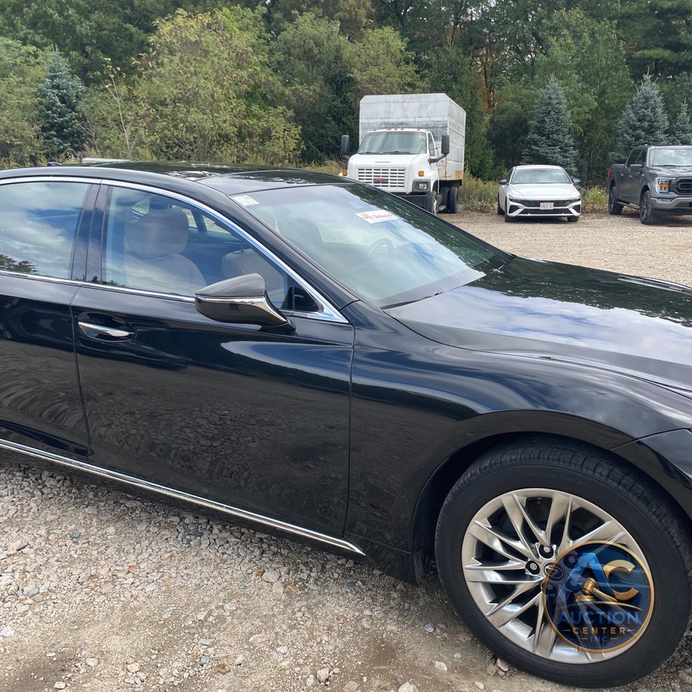 2022 Lexus LS 500 Base