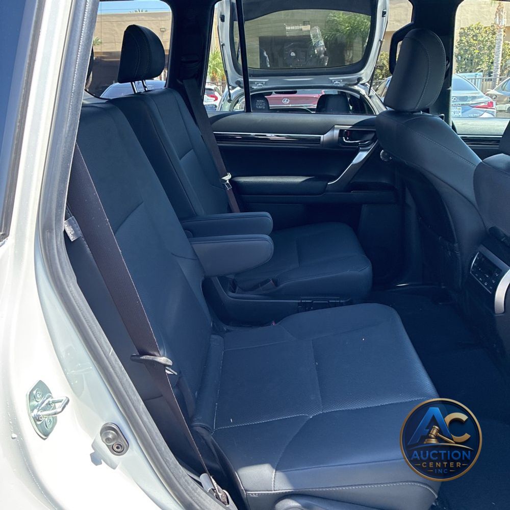 2022 Lexus GX 460 Base