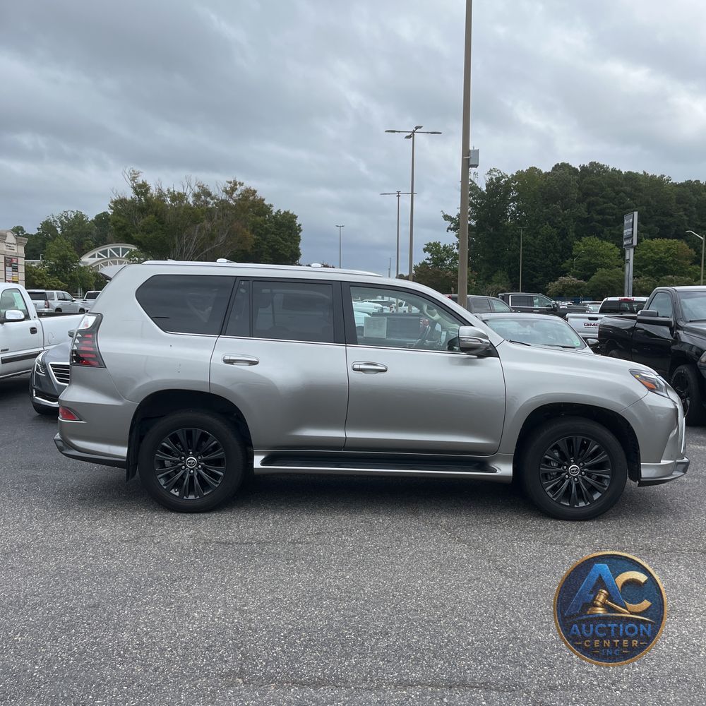 2023 Lexus GX 460 Base
