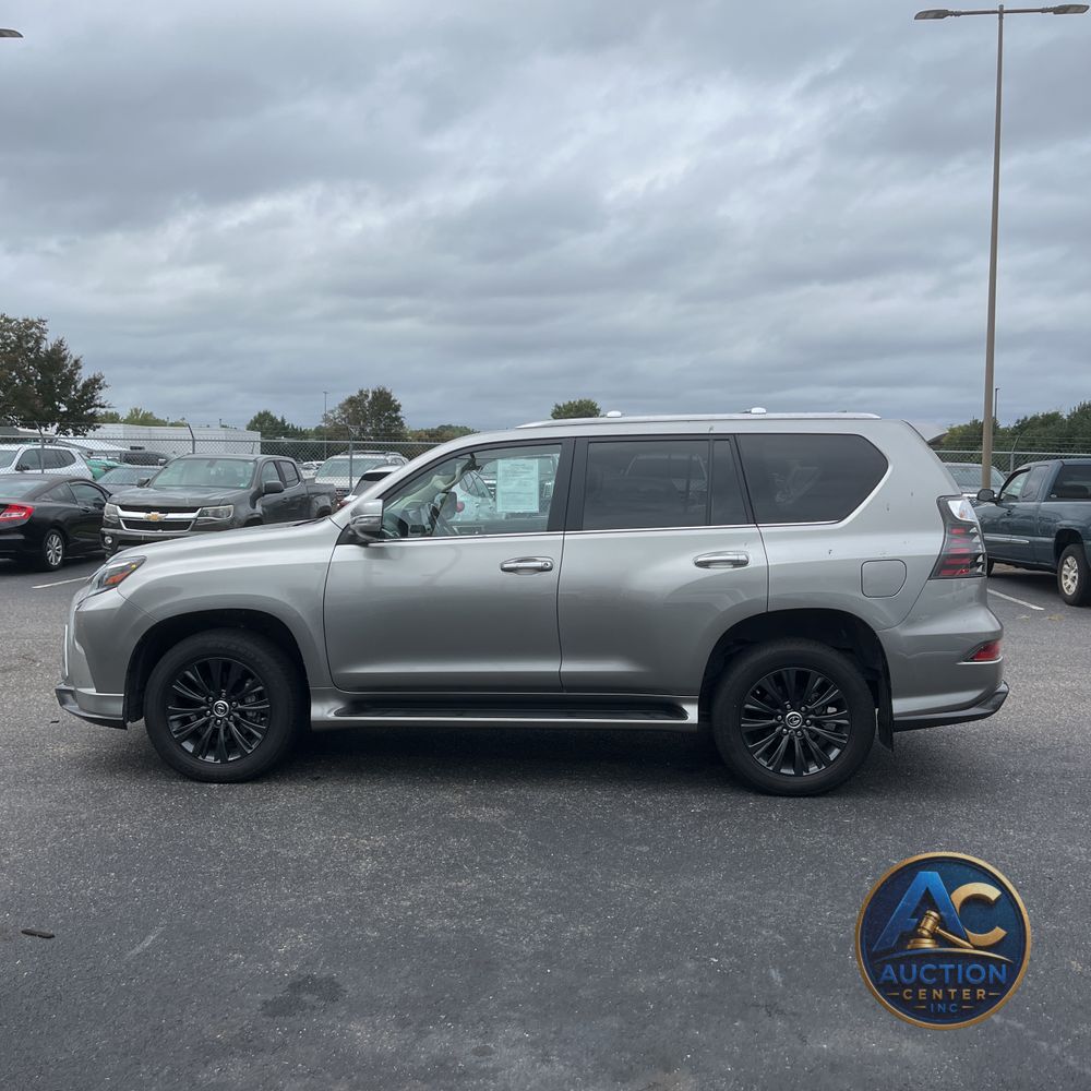 2023 Lexus GX 460 Base