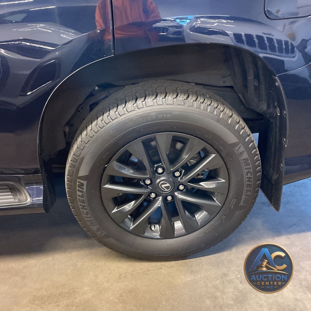 2023 Lexus GX 460 Base
