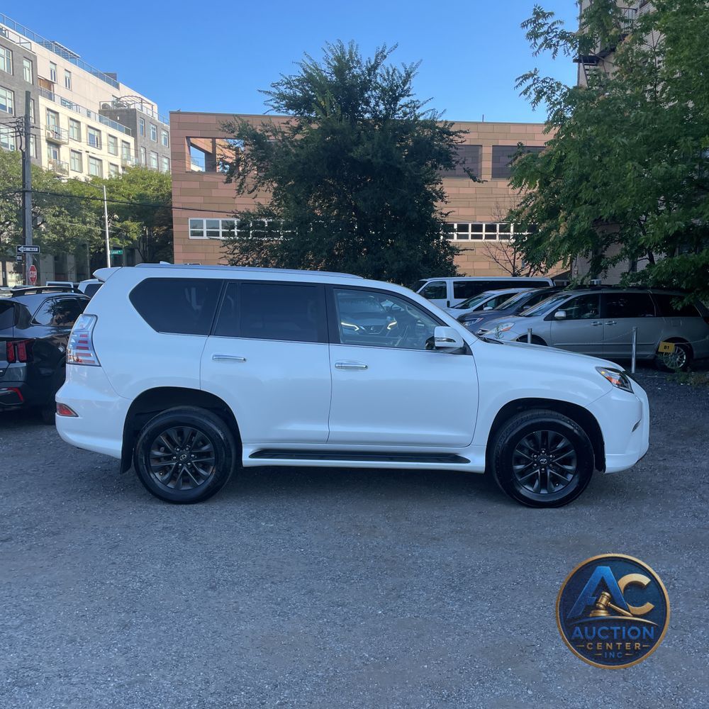 2022 Lexus GX 460 Base