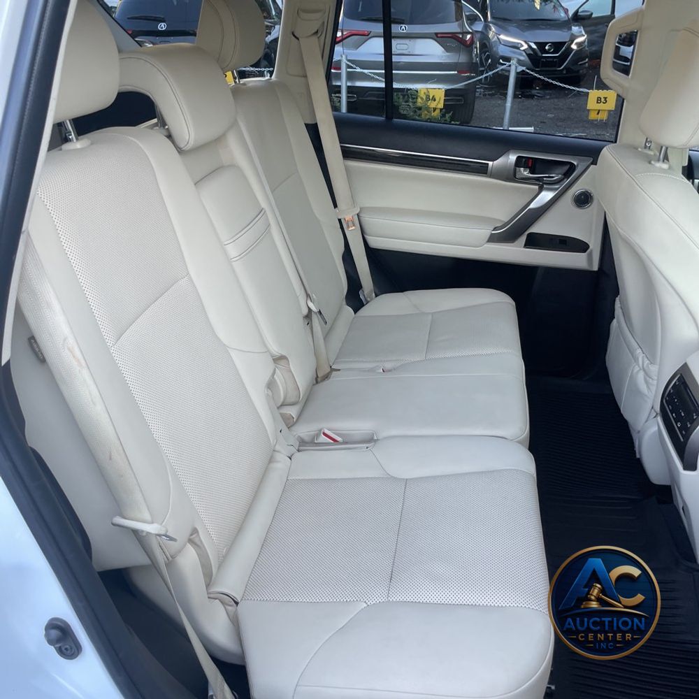 2022 Lexus GX 460 Base