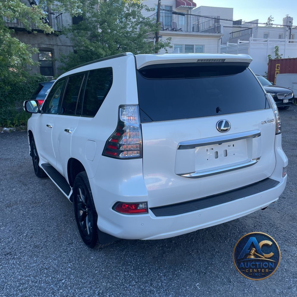 2022 Lexus GX 460 Base