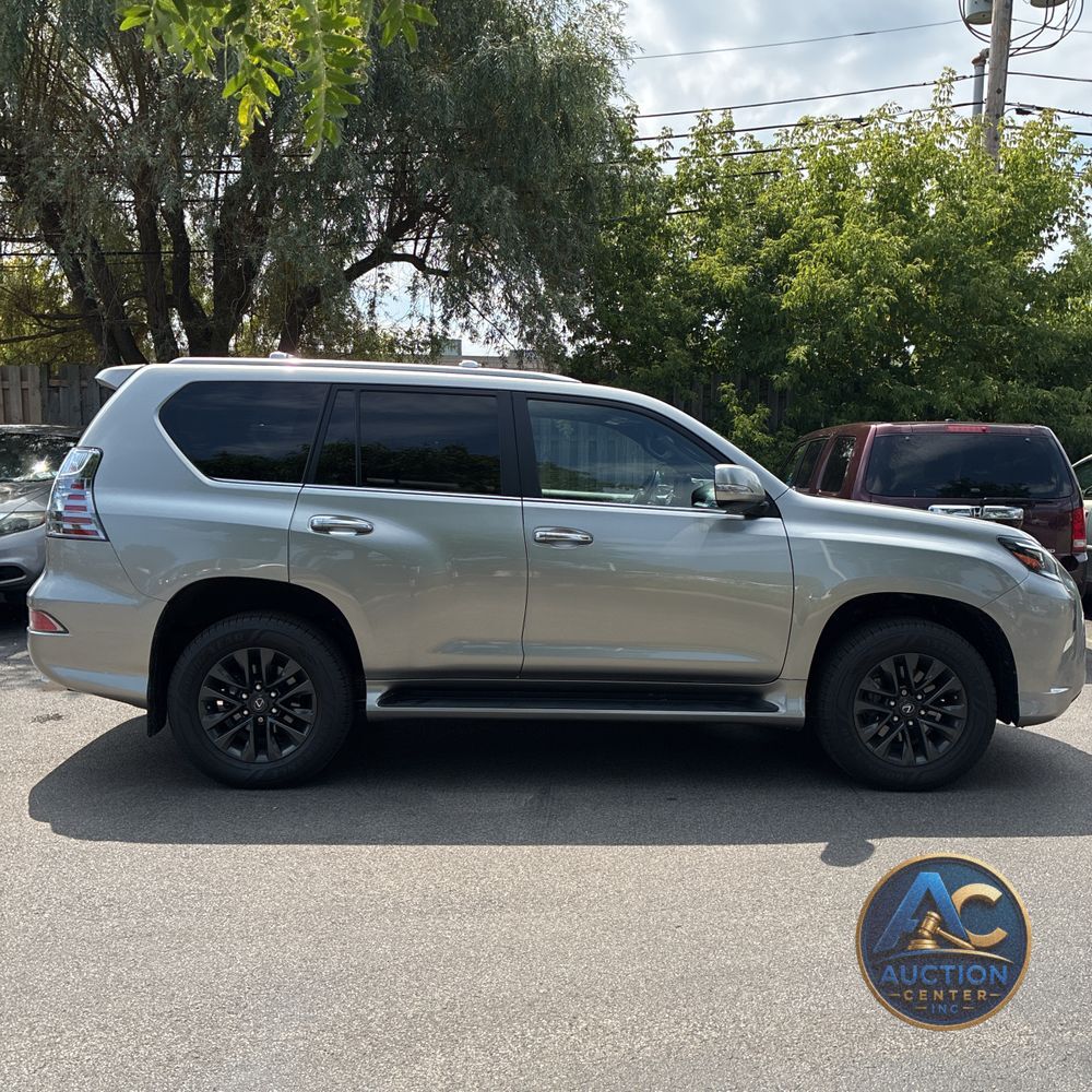 2023 Lexus GX 460 Base