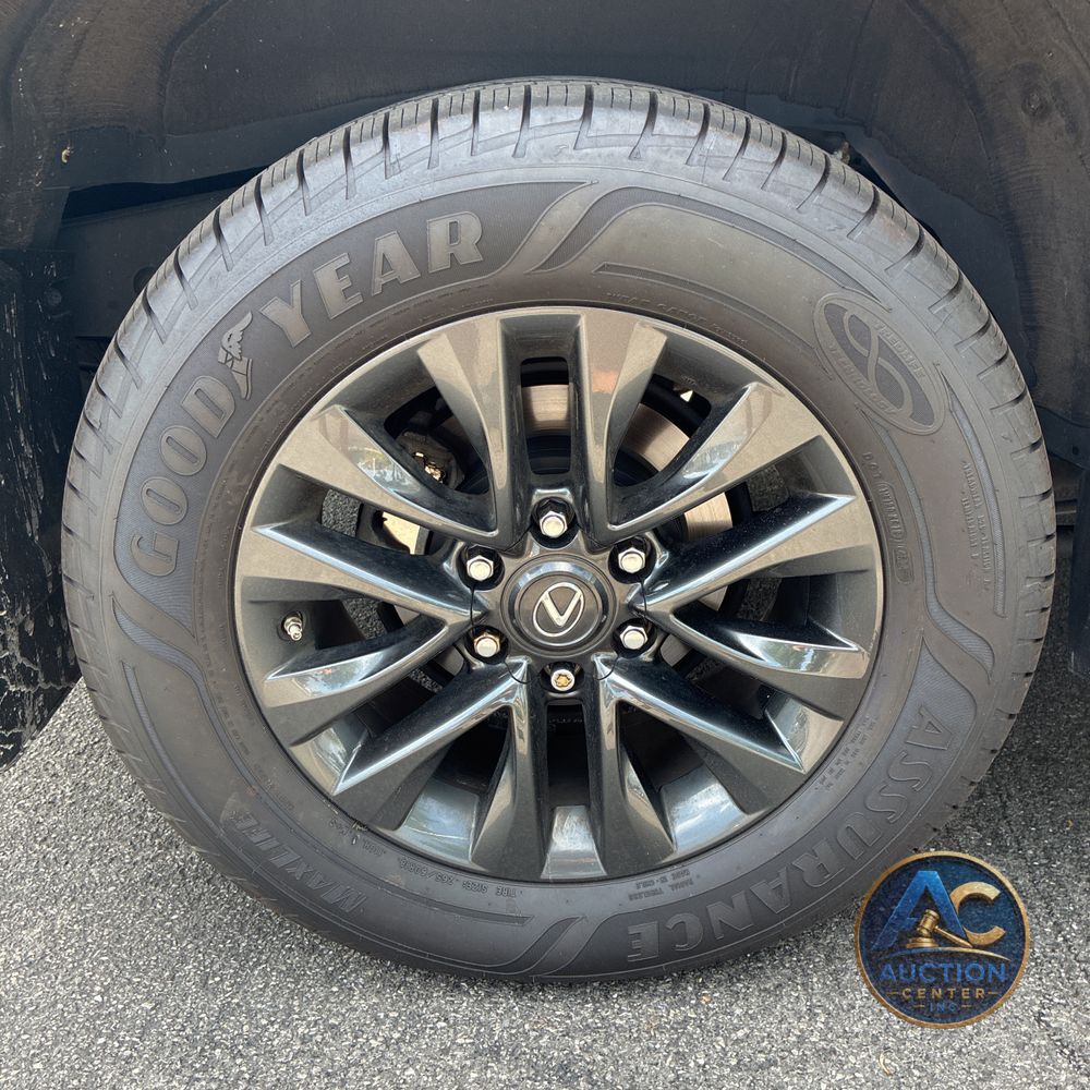 2023 Lexus GX 460 Base