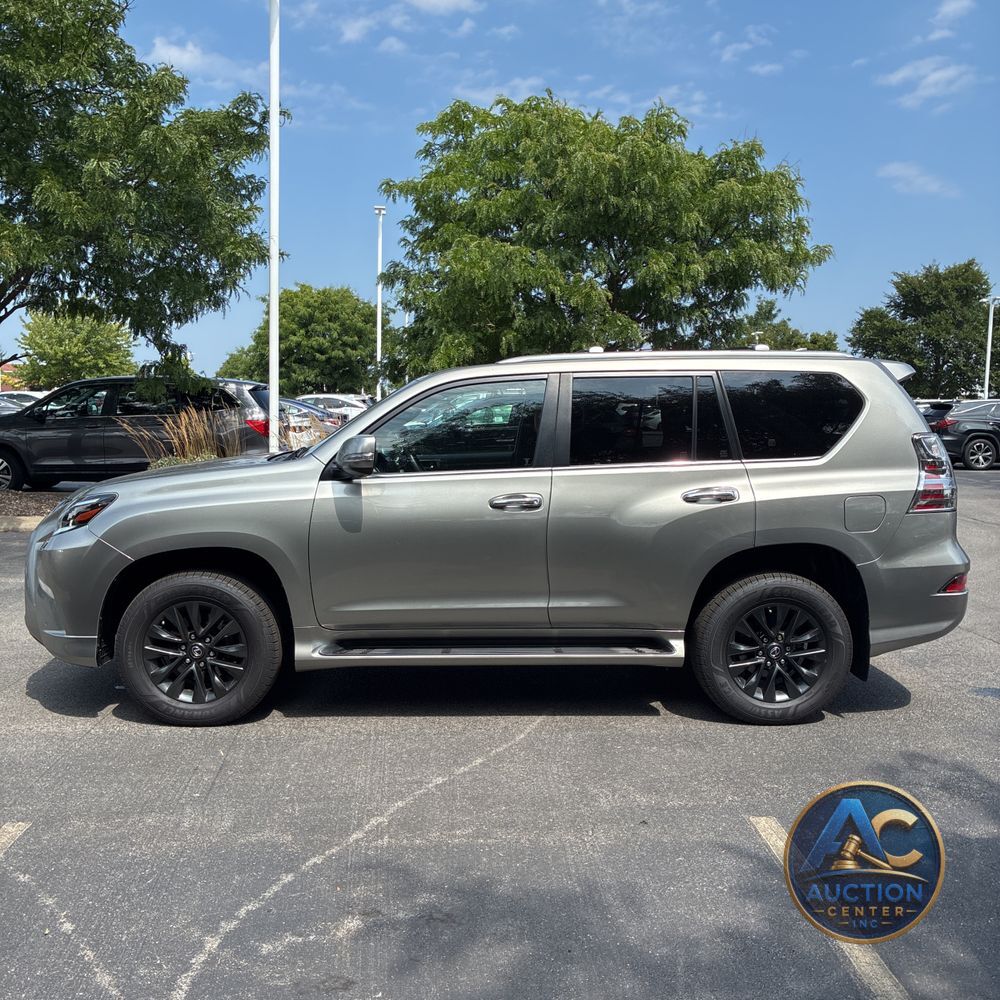 2023 Lexus GX 460 Base