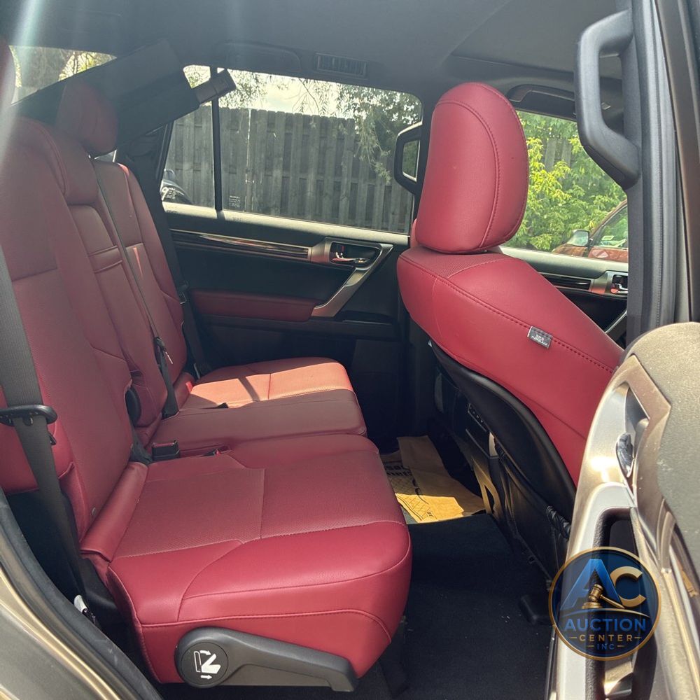 2023 Lexus GX 460 Base