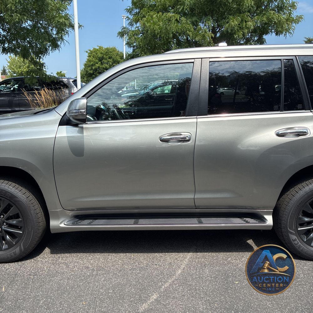 2023 Lexus GX 460 Base
