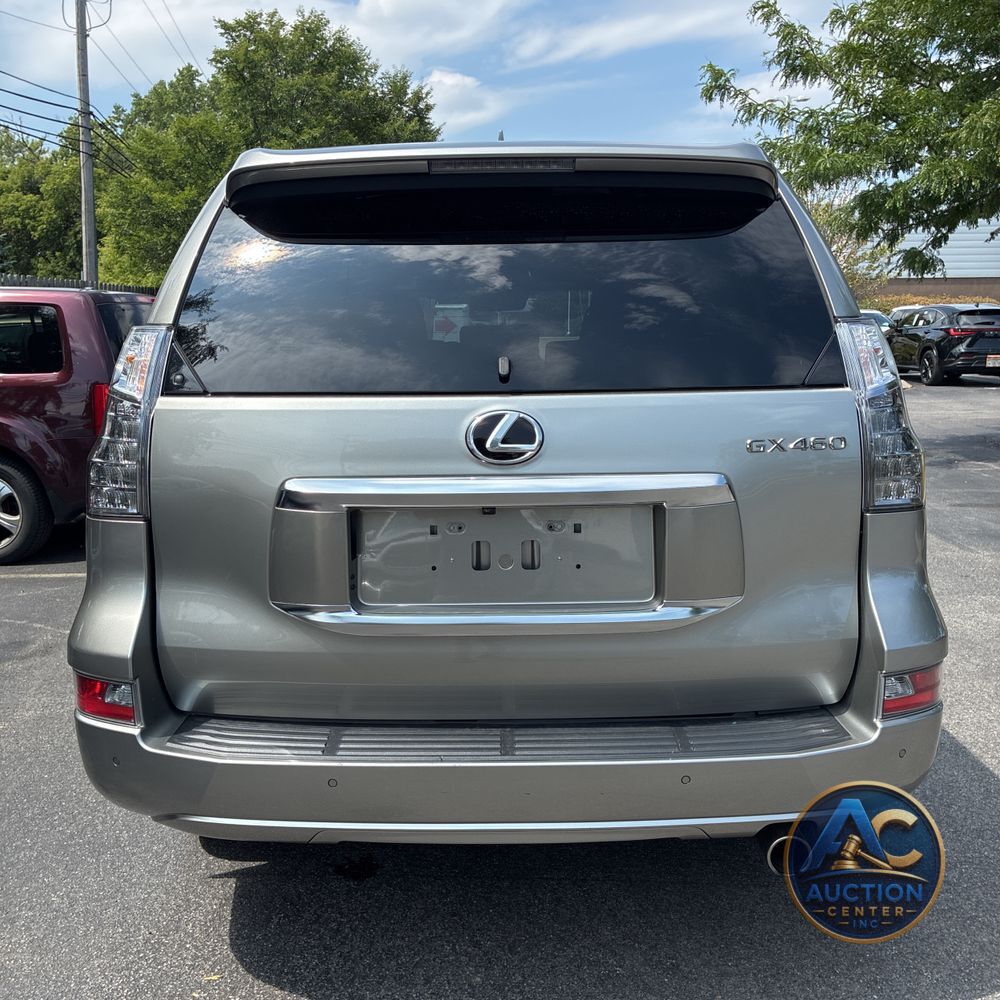 2023 Lexus GX 460 Base