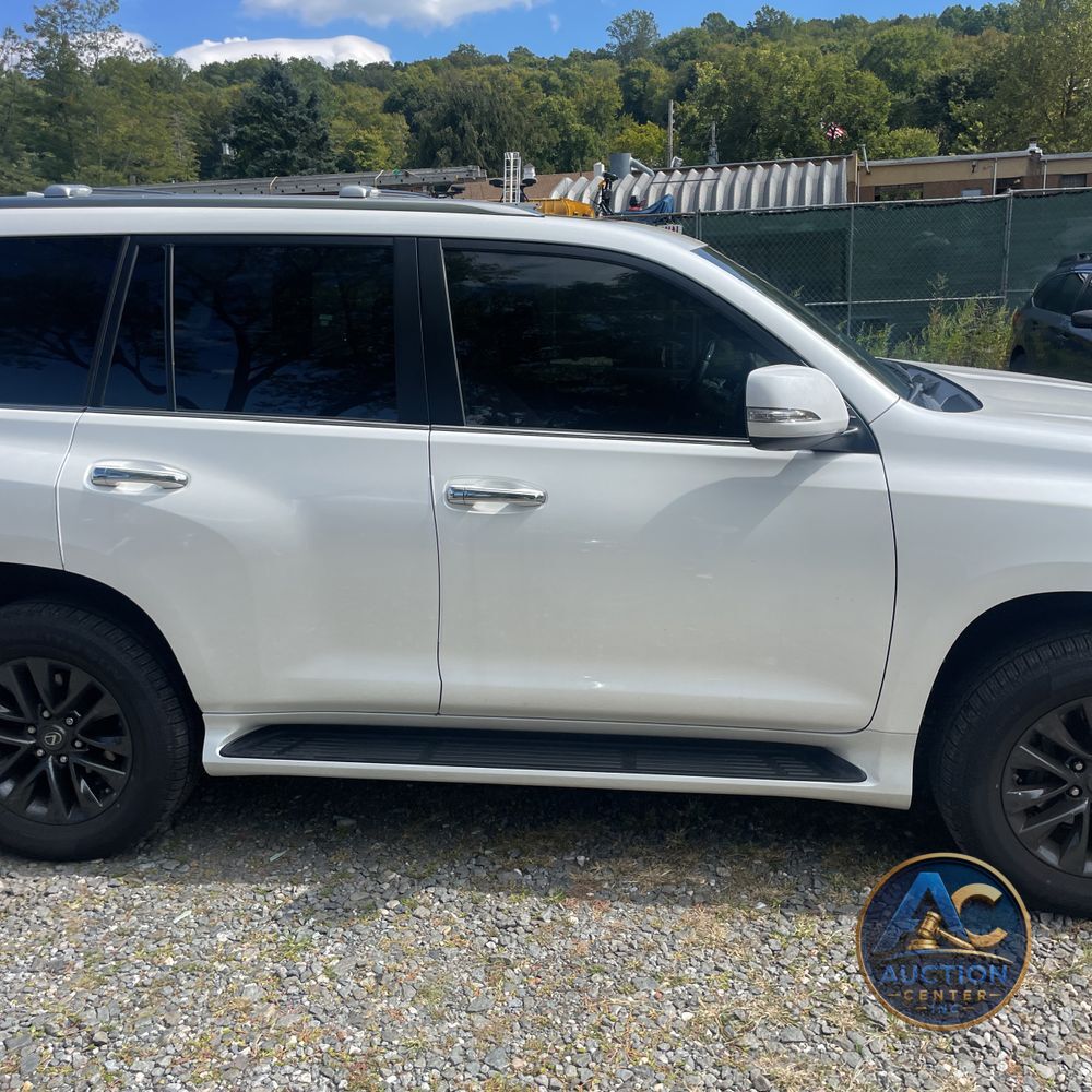 2023 Lexus GX 460 Base