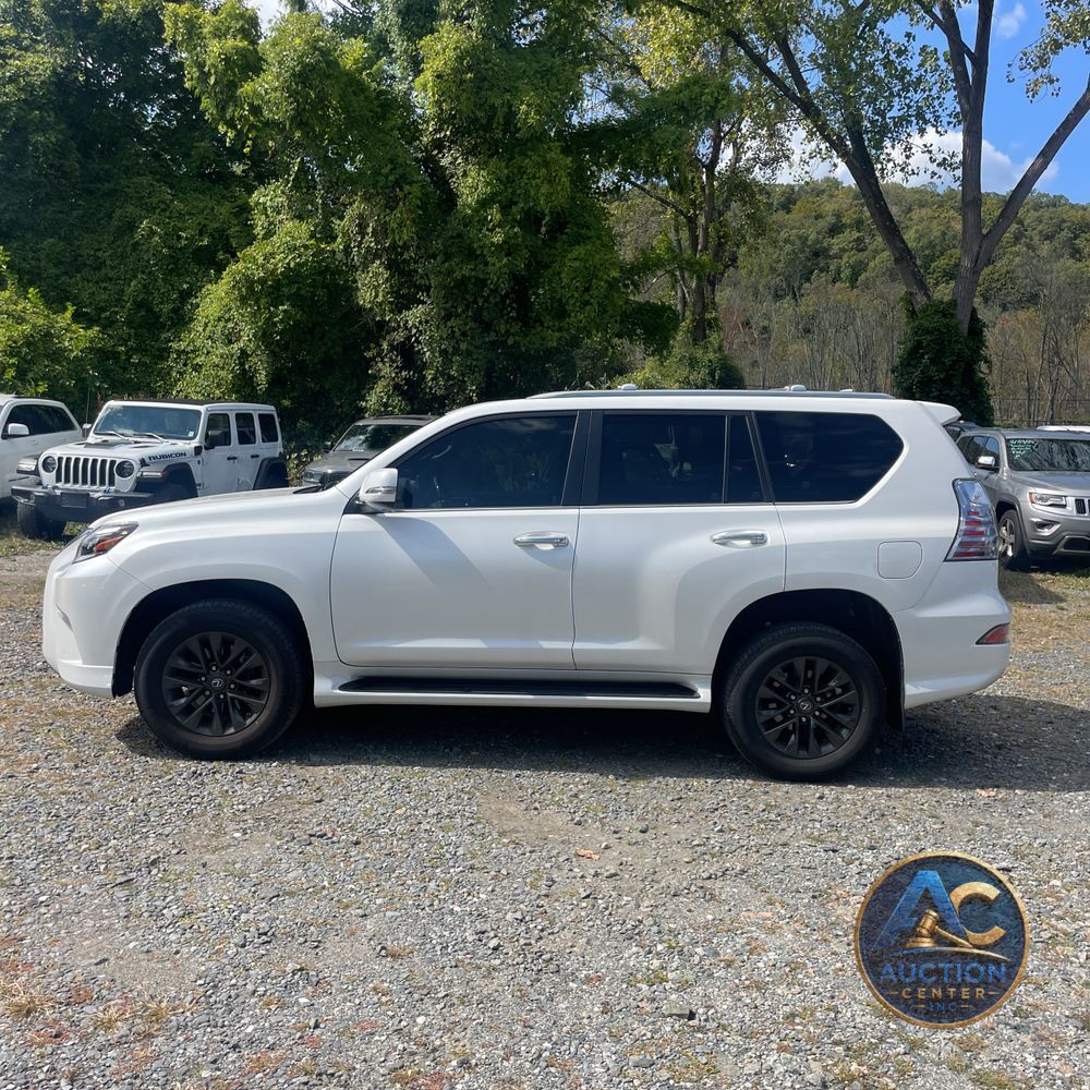2023 Lexus GX 460 Base