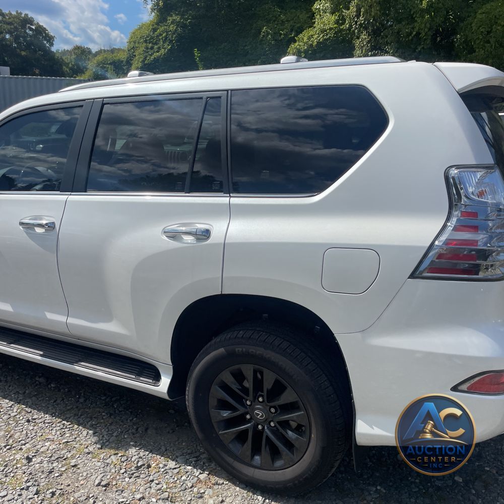 2023 Lexus GX 460 Base
