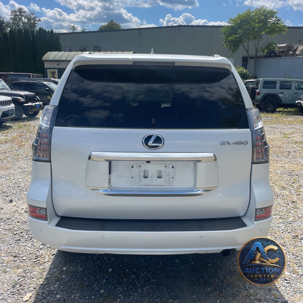 2023 Lexus GX 460 Base