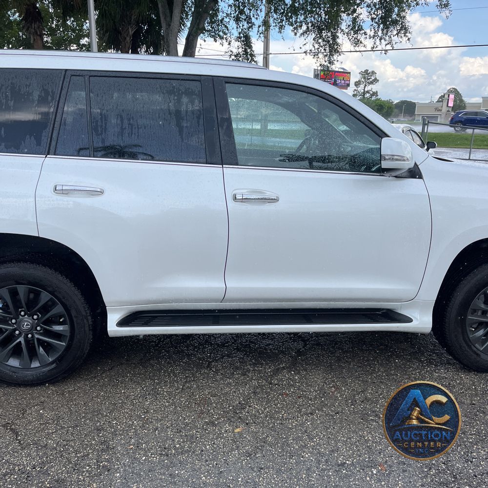 2023 Lexus GX 460 Base