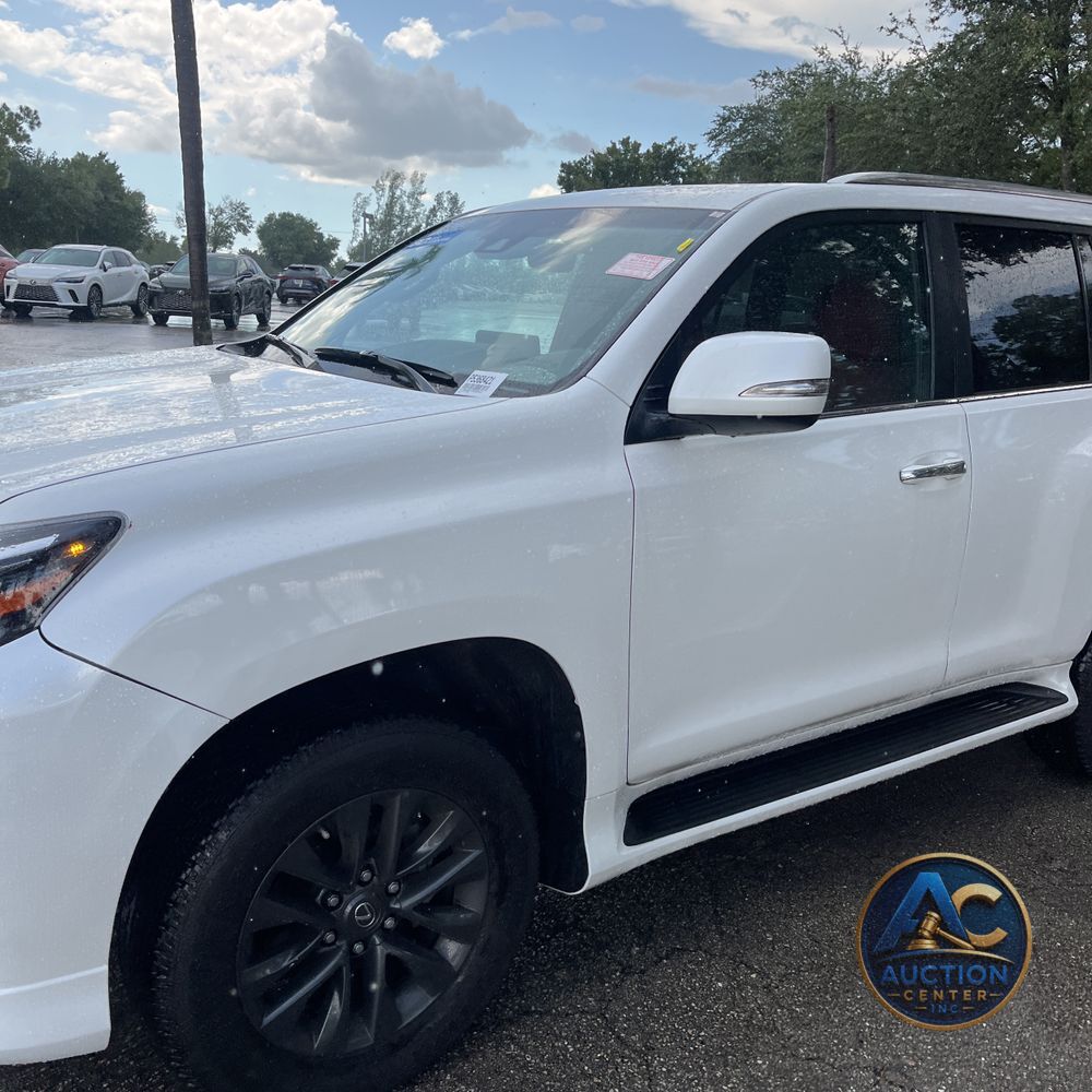 2023 Lexus GX 460 Base