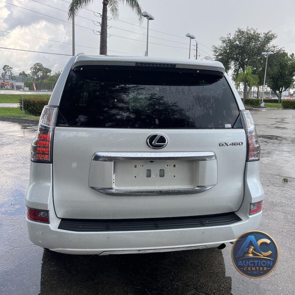 2023 Lexus GX 460 Base