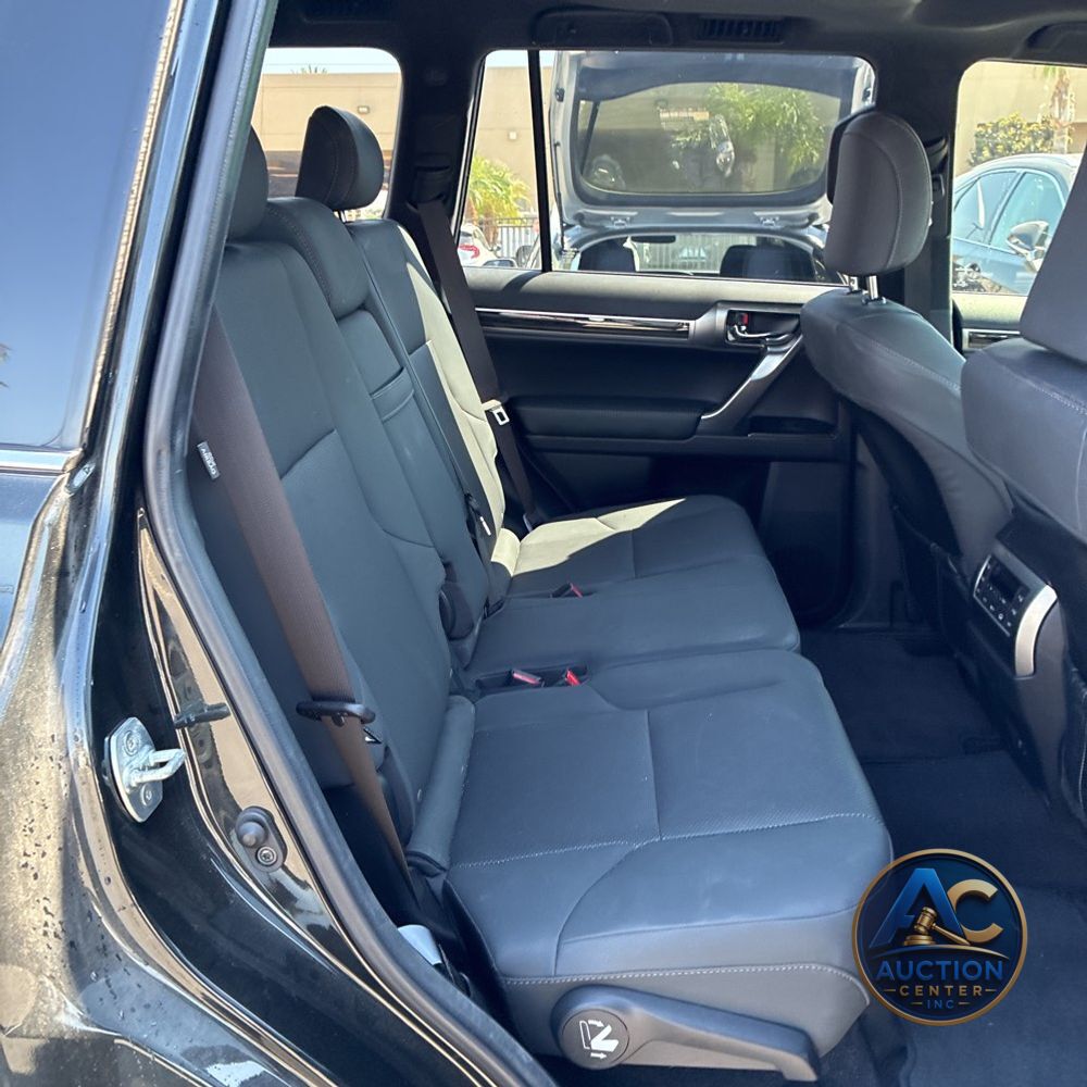 2023 Lexus GX 460 Base