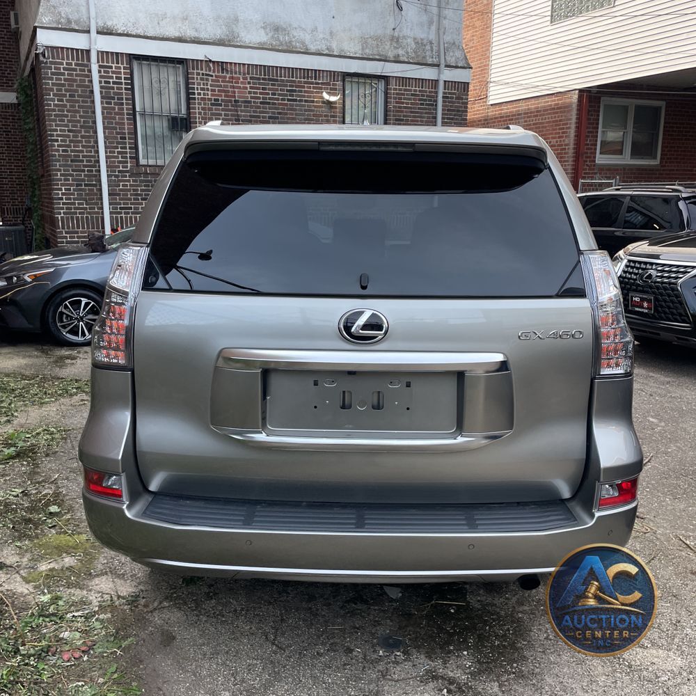 2022 Lexus GX 460 Base