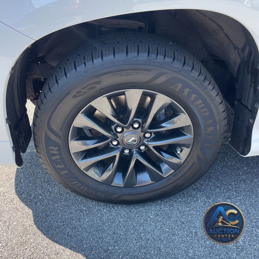 2022 Lexus GX 460 Base