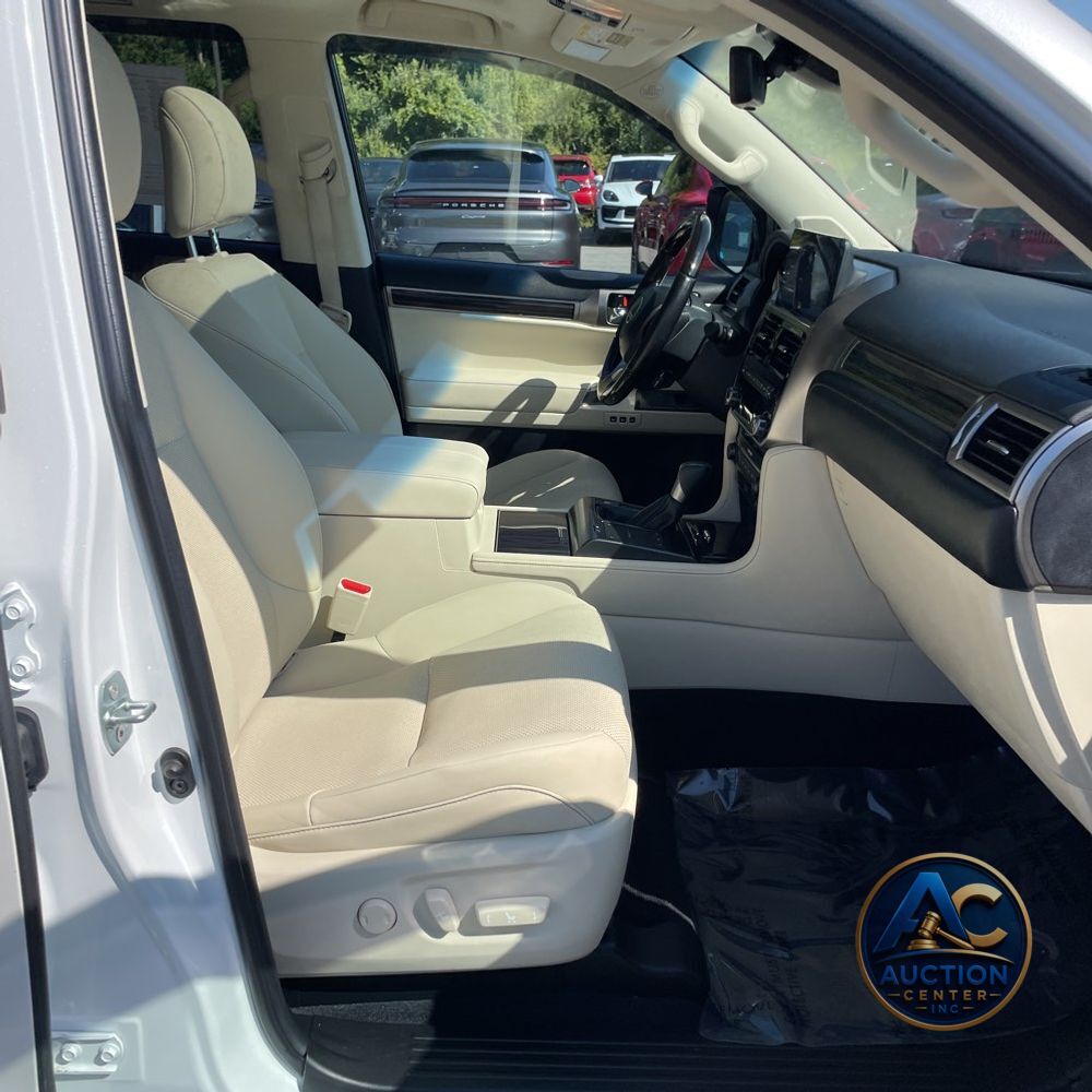 2022 Lexus GX 460 Base