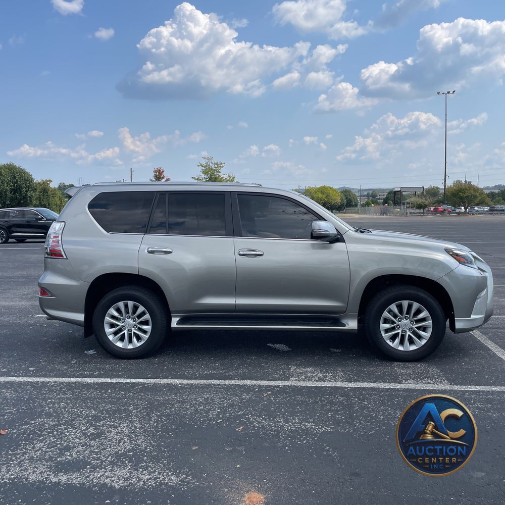 2023 Lexus GX 460 Base