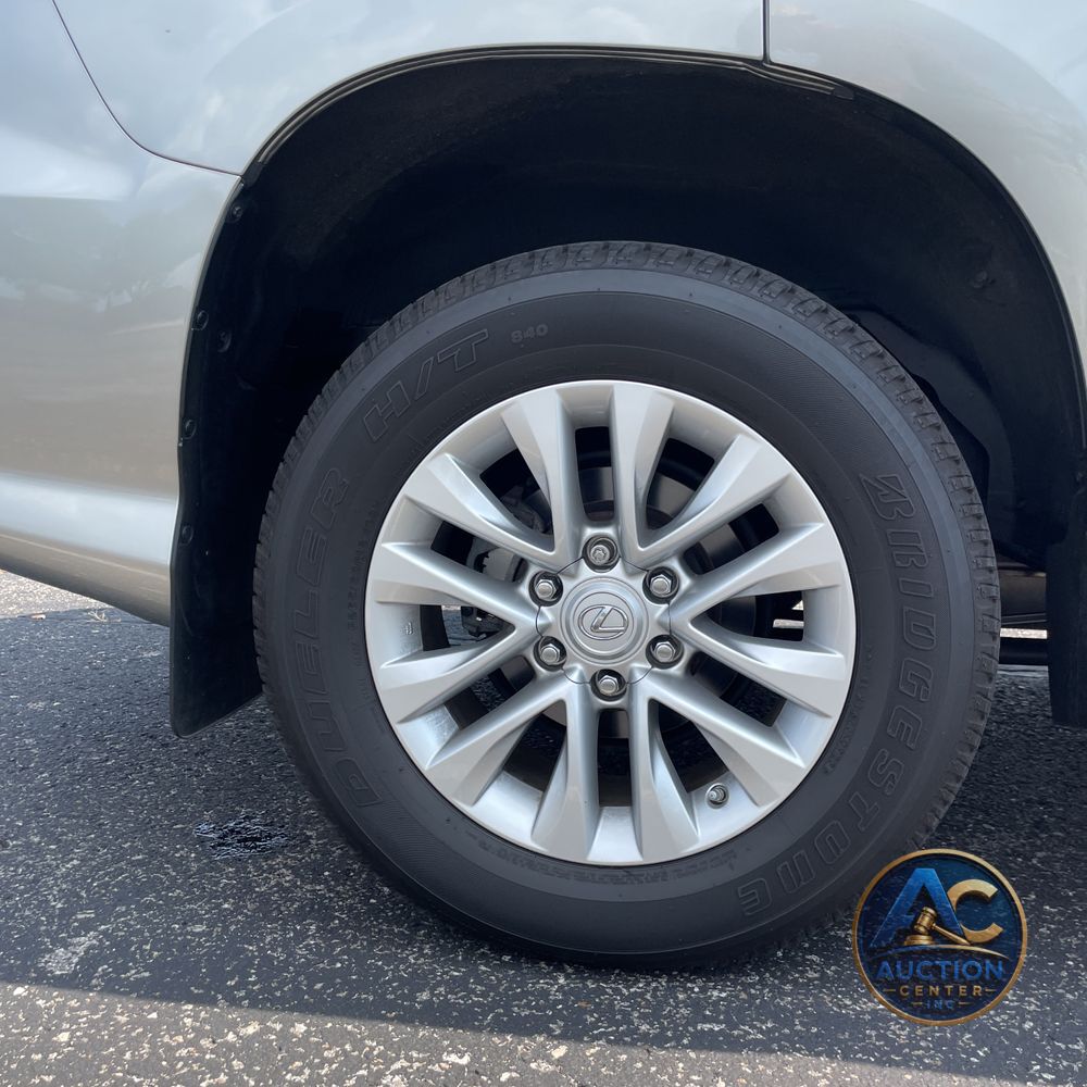 2023 Lexus GX 460 Base