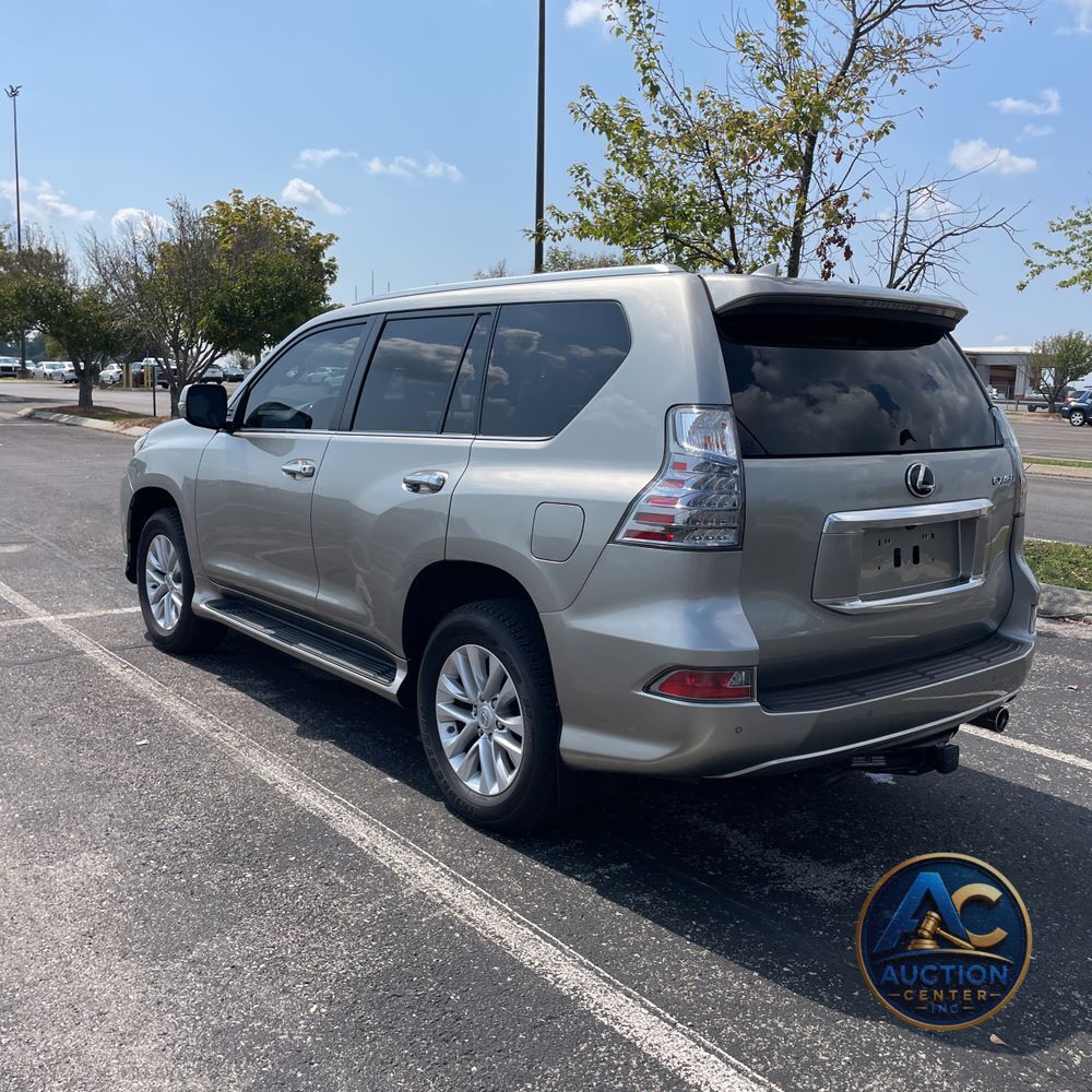 2023 Lexus GX 460 Base
