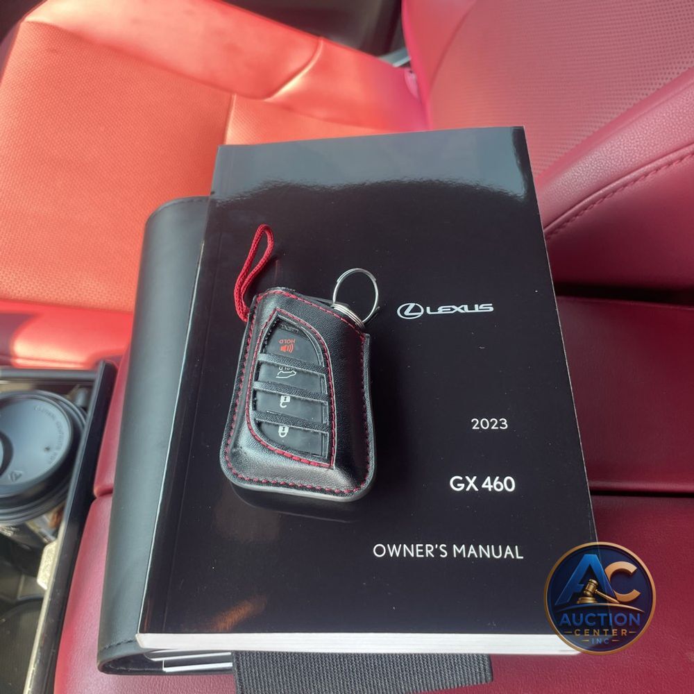 2023 Lexus GX 460 Base