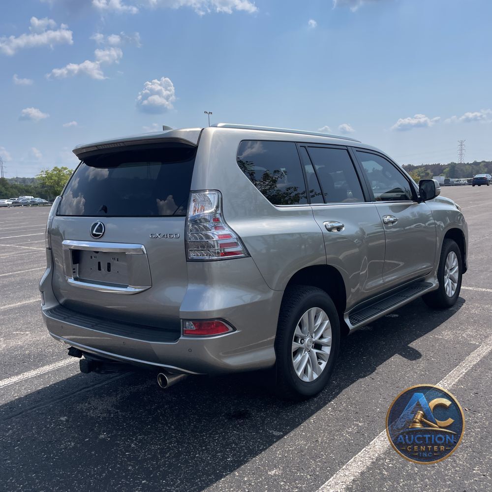 2023 Lexus GX 460 Base