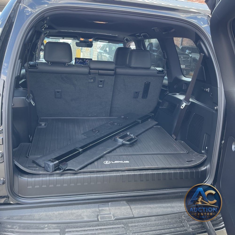 2023 Lexus GX 460 Base