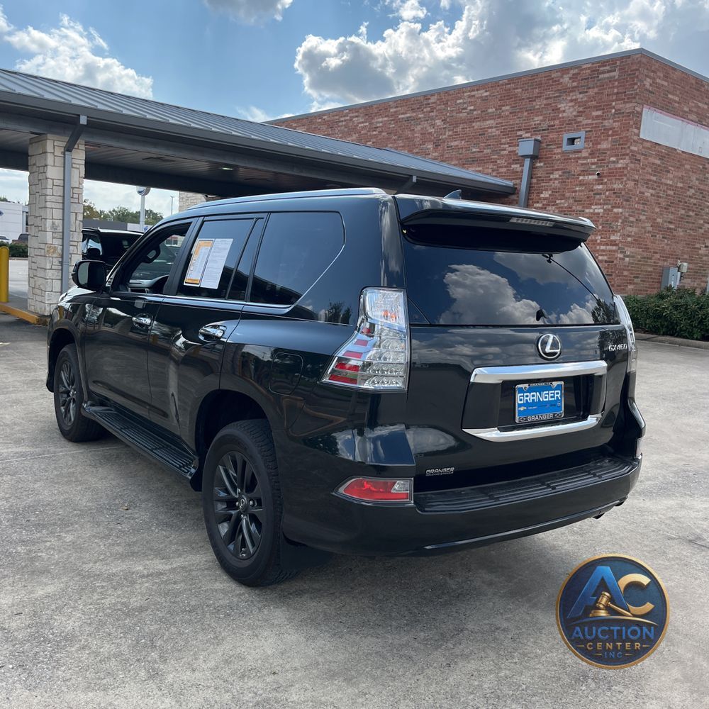 2023 Lexus GX 460 Base
