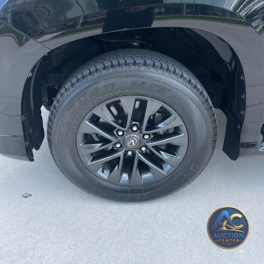 2023 Lexus GX 460 Base