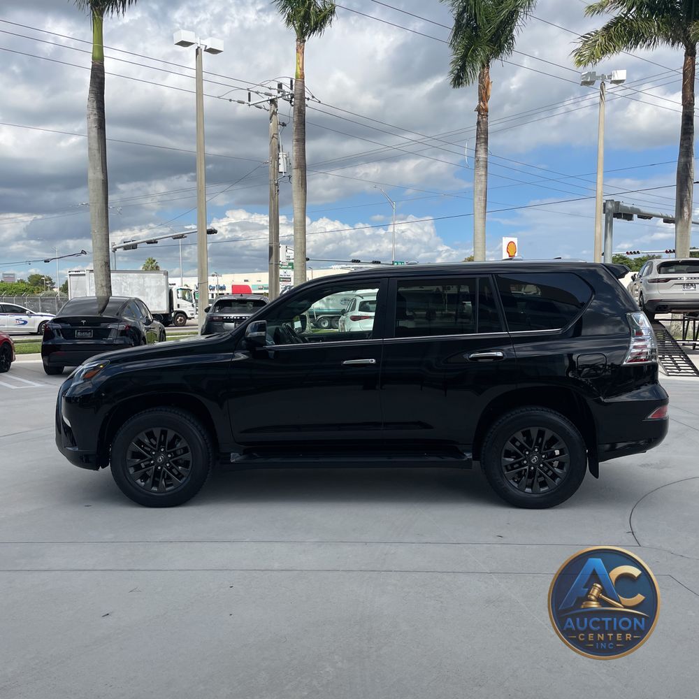 2023 Lexus GX 460 Base