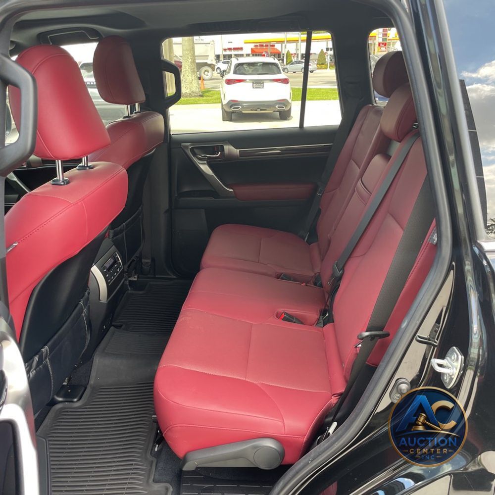 2023 Lexus GX 460 Base