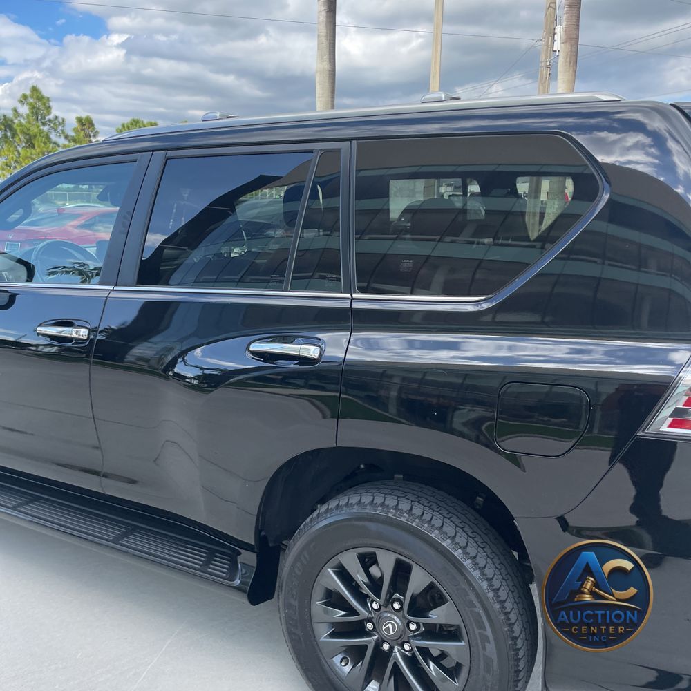 2023 Lexus GX 460 Base