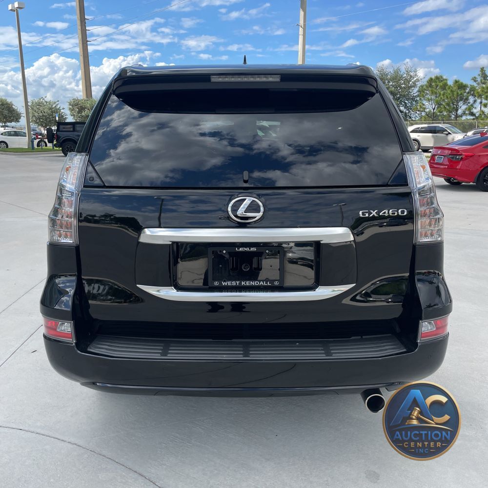 2023 Lexus GX 460 Base