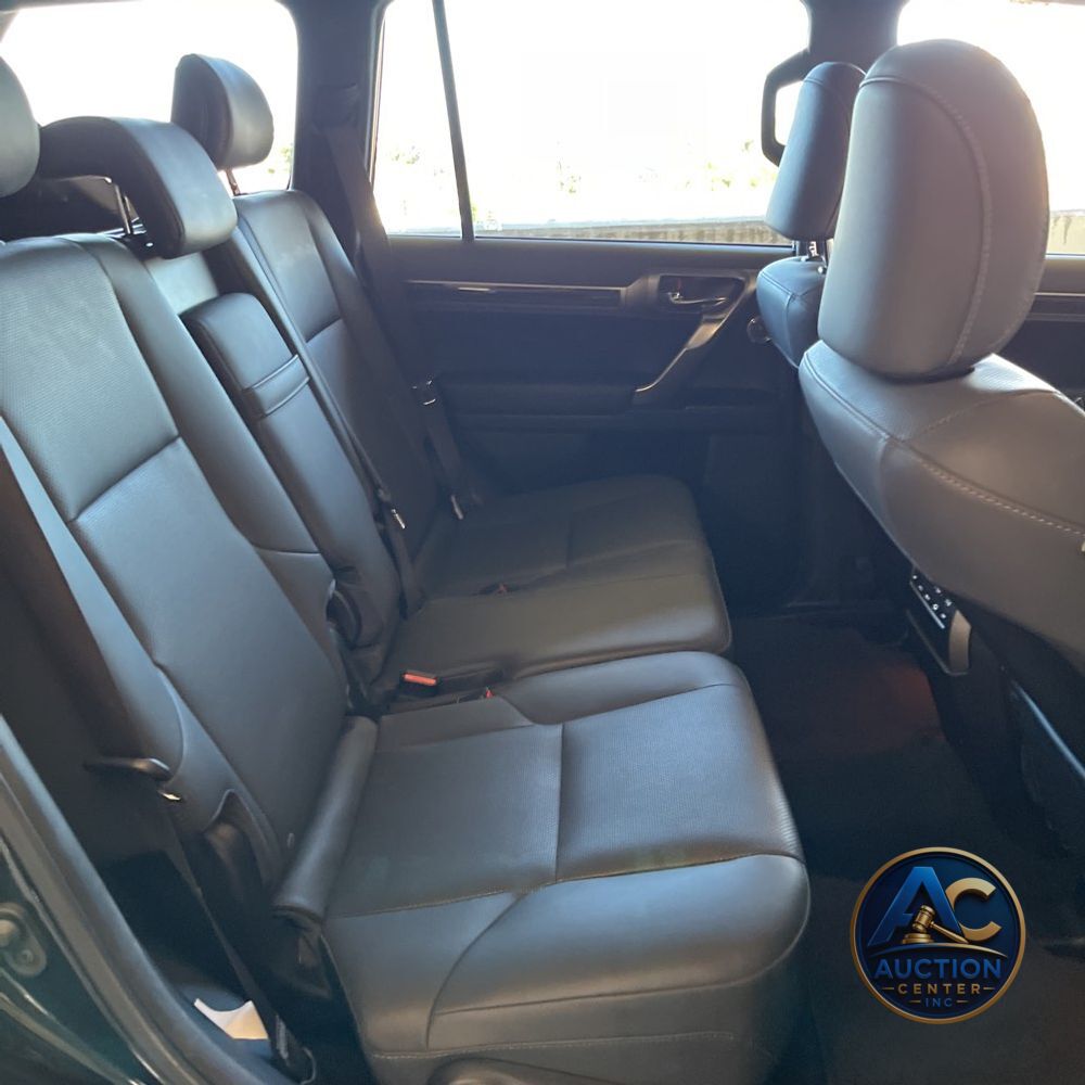 2023 Lexus GX 460 Base