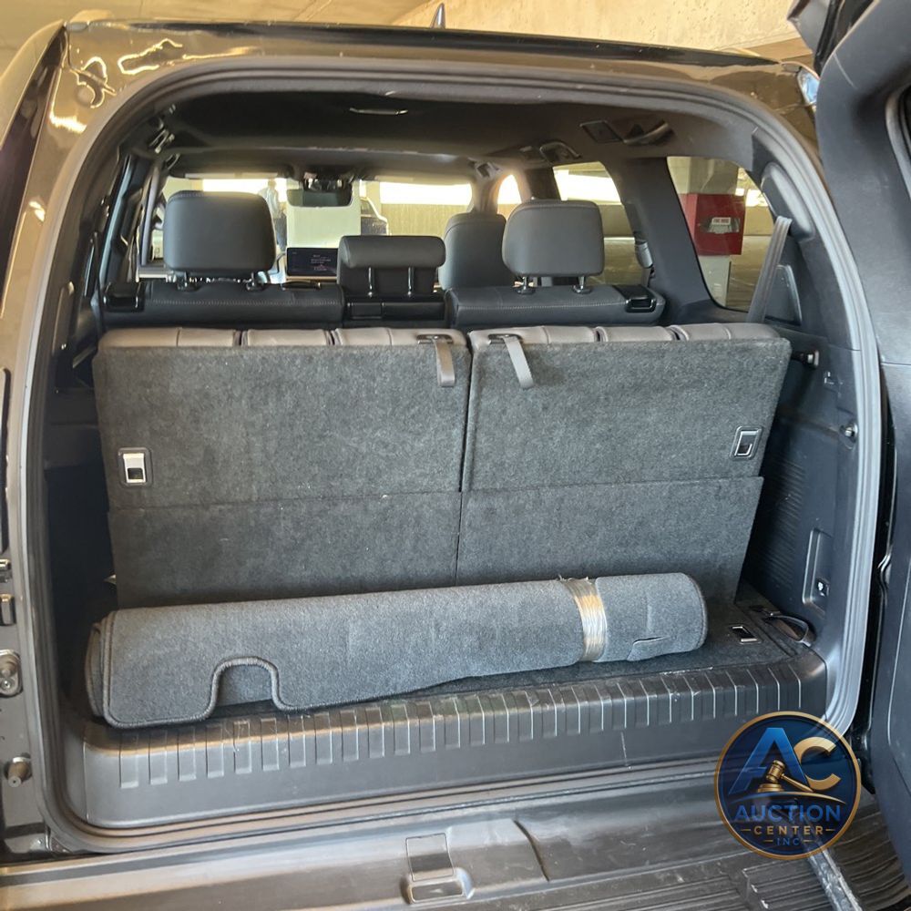2023 Lexus GX 460 Base