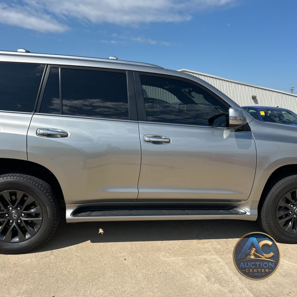 2023 Lexus GX 460 Base
