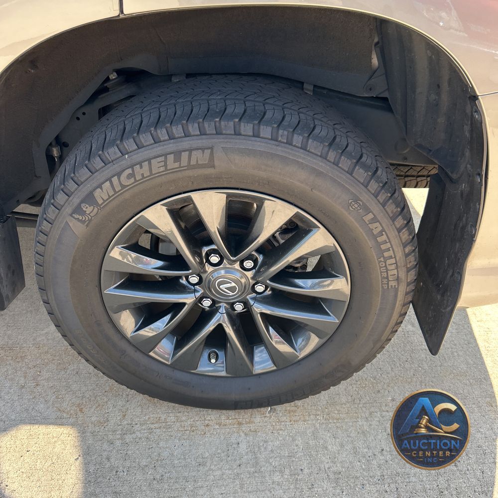 2023 Lexus GX 460 Base