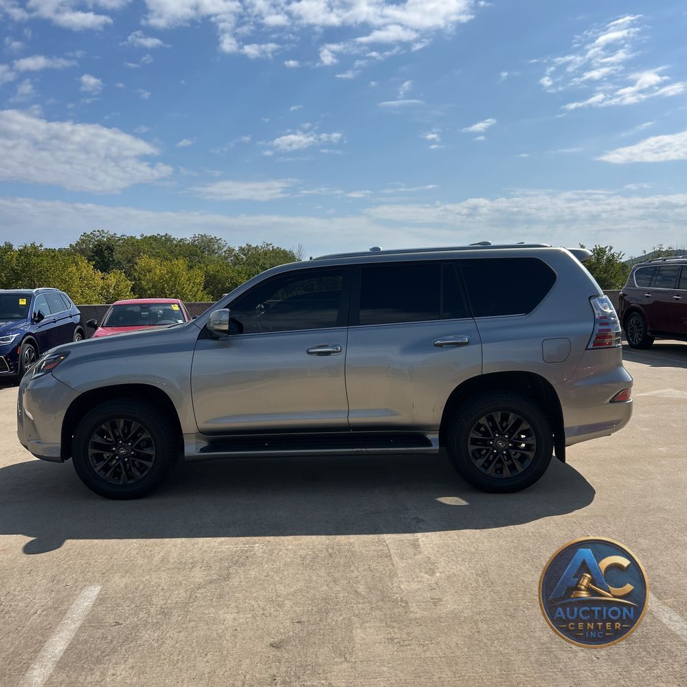 2023 Lexus GX 460 Base
